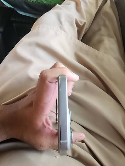 I phone 16 pro max