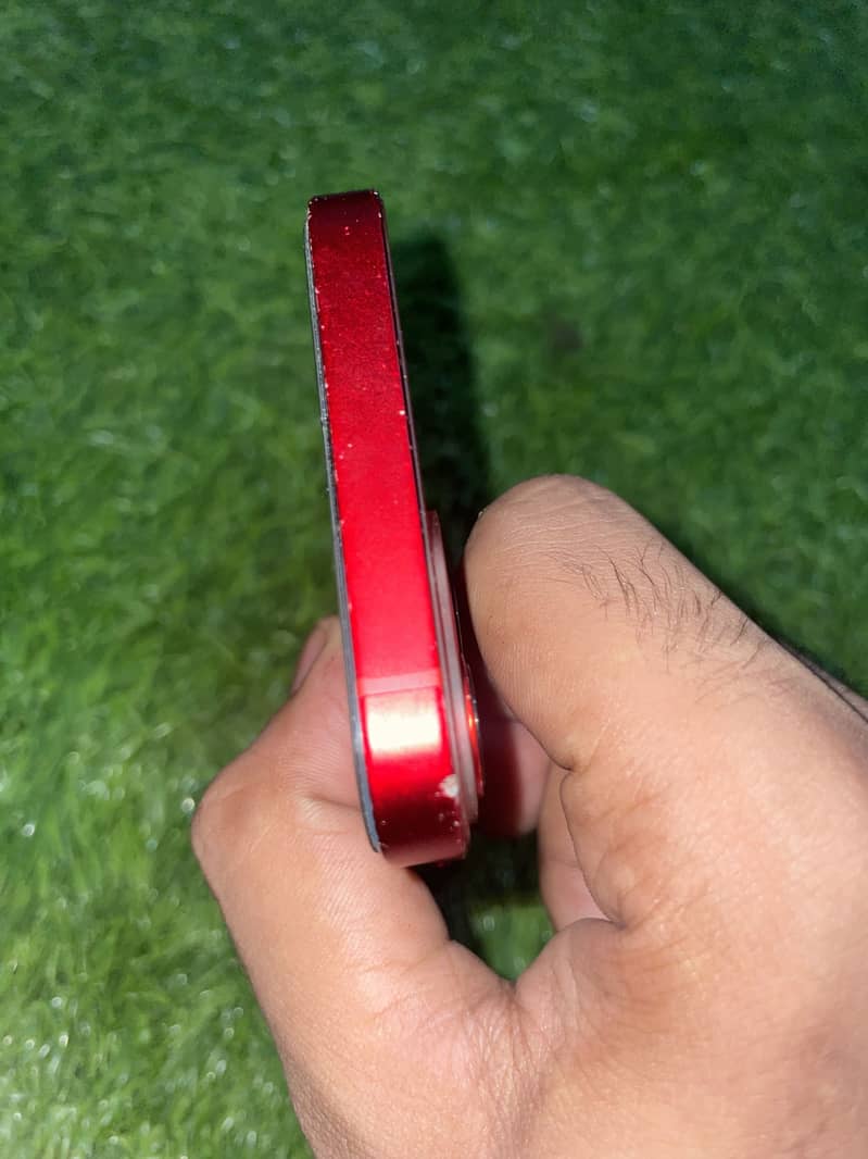 Apple iPhone 13 7