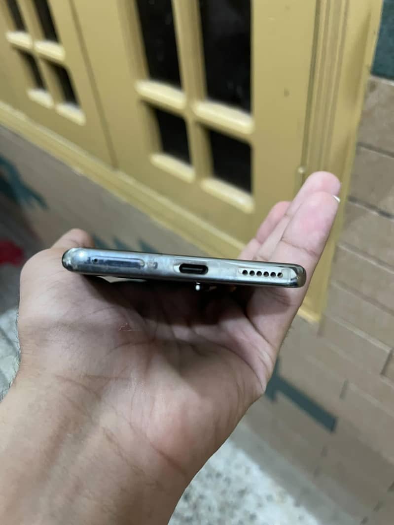 Tecno CAMON 40 Pro 5