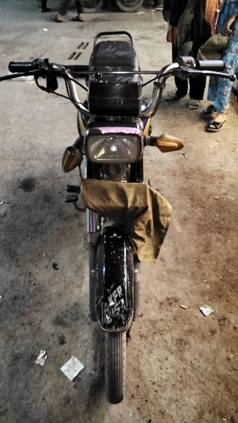 motorcycle 0