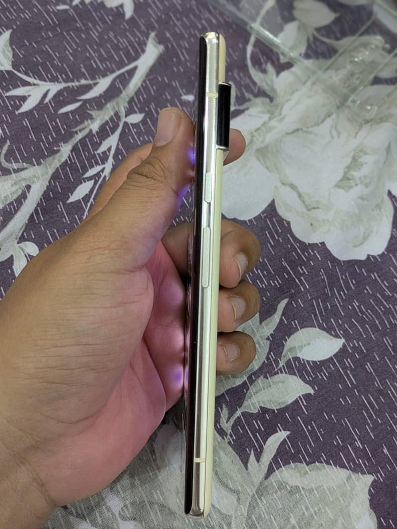 Google Pixel 6 pro 2
