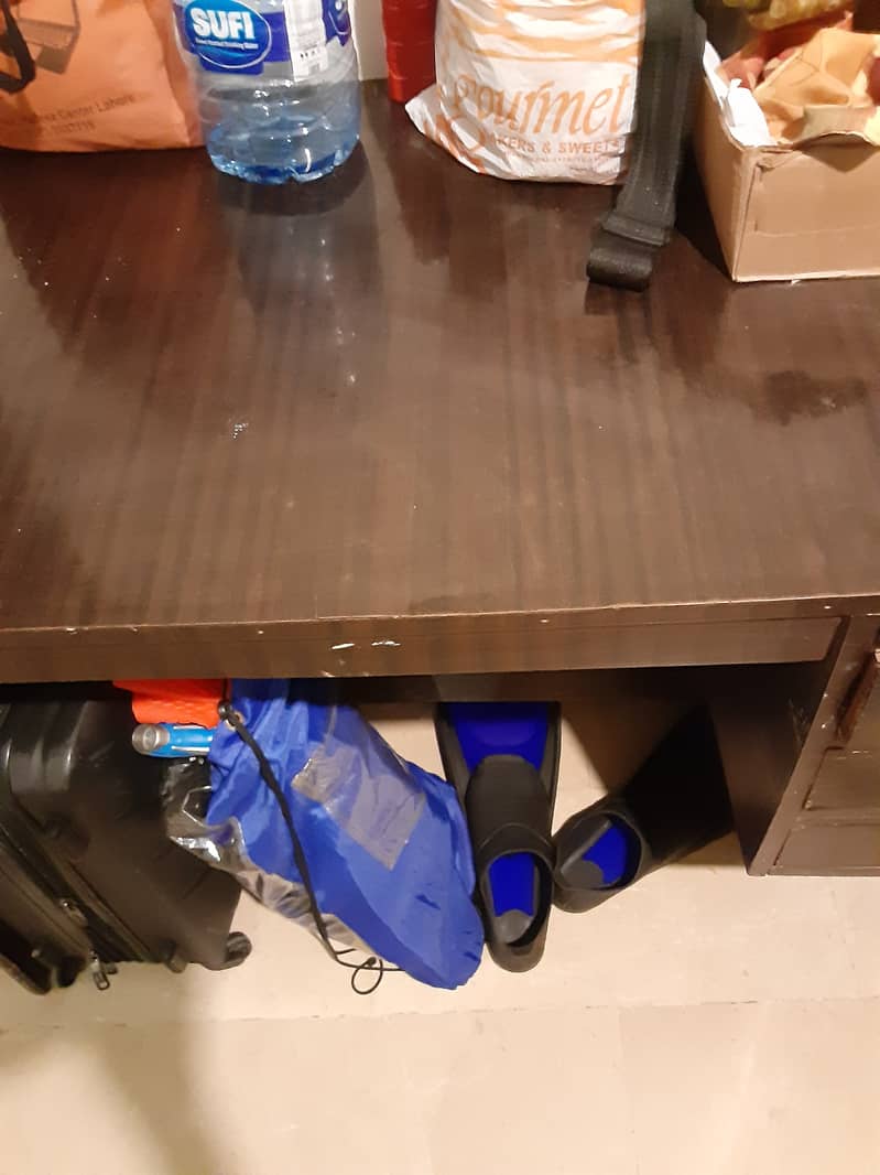Office Table 3