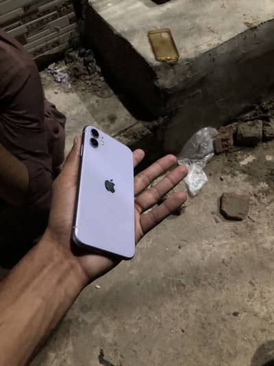 Apple iPhone 11