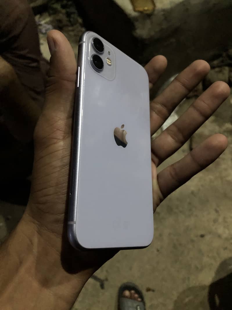 Apple iPhone 11 5