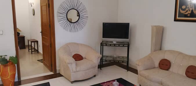 Free Free Free Everything Free Such As Water Electricity & Gas Aswell With Drawing Dining And All Just Pay Rent Timely For MNC And Bankers Just 150 Really Attractive Very Easy Access Family Atmosphere Male Or Female Professionals