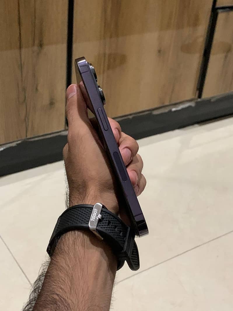 iphone 14 pro 2
