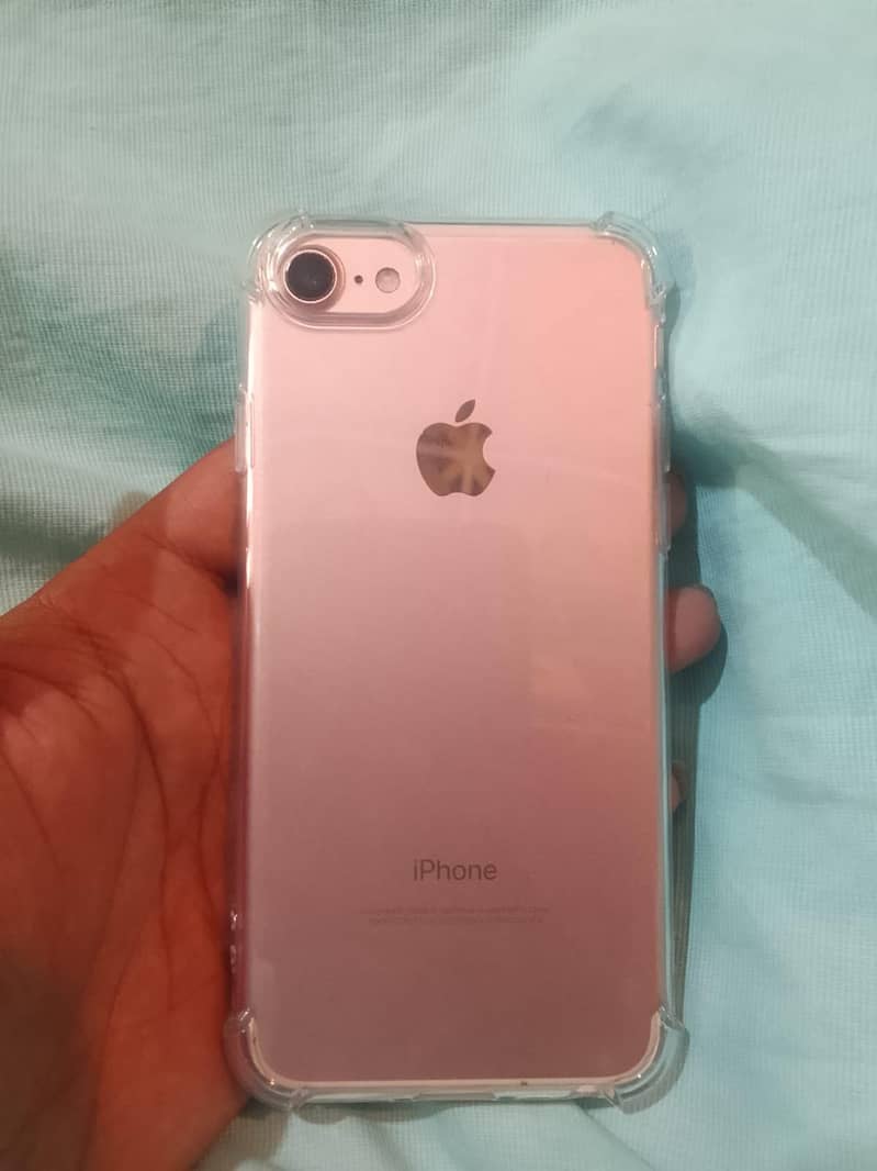 Apple iPhone 7 0
