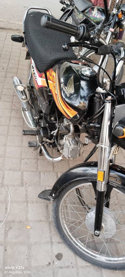 urgent sale  brand new condition bike