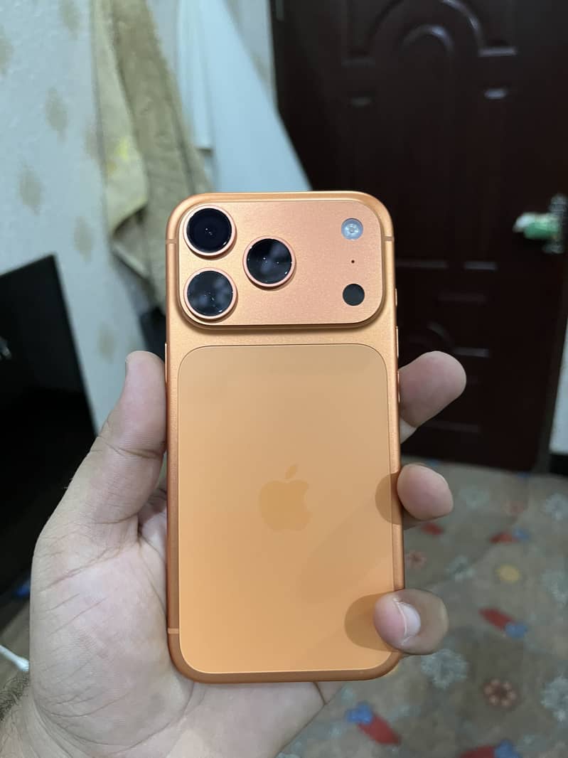Apple iPhone 17 Pro 0
