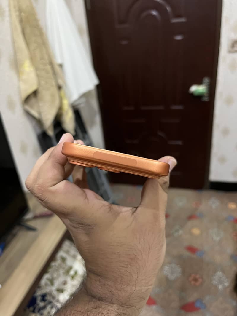 Apple iPhone 17 Pro 1