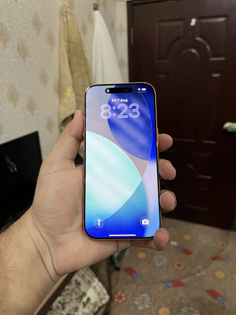 Apple iPhone 17 Pro 6