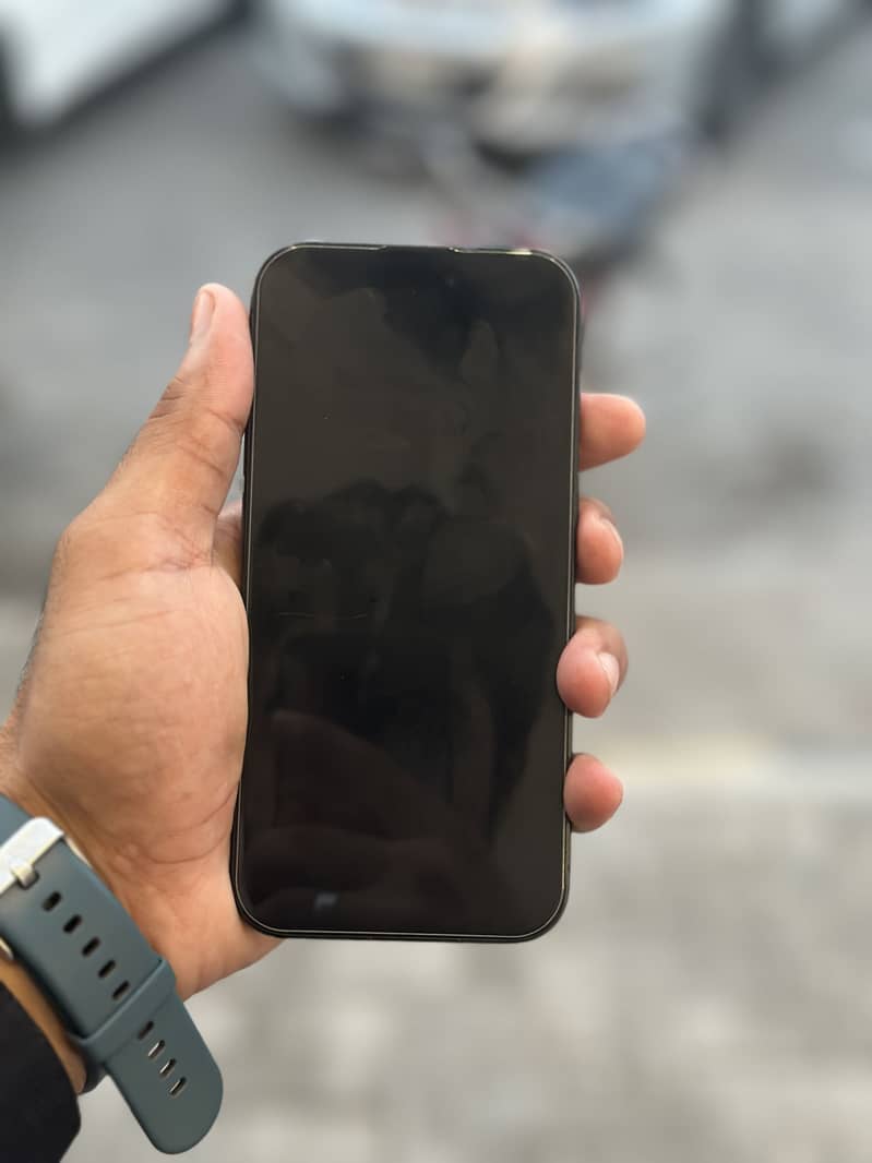 Apple iPhone 15 Pro 2