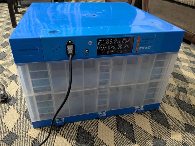 Incubateor automatic machine 6
