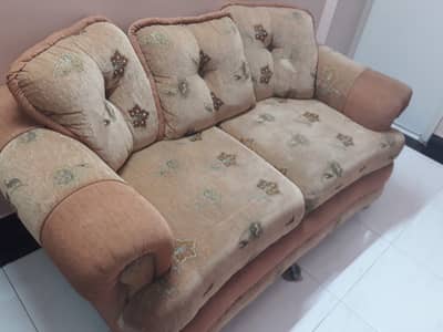 4 seater sofa set . . clean condition