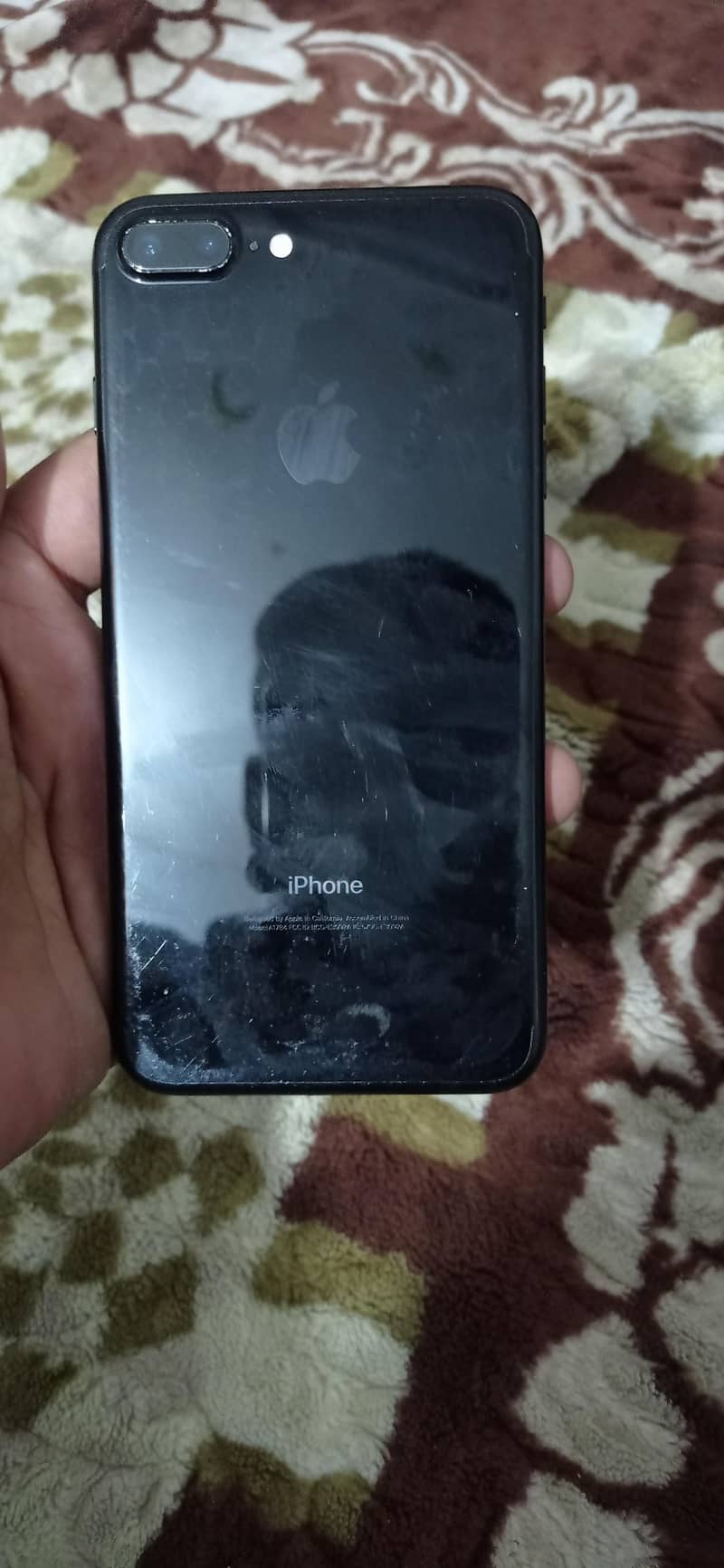 Apple iPhone 7 Plus 4
