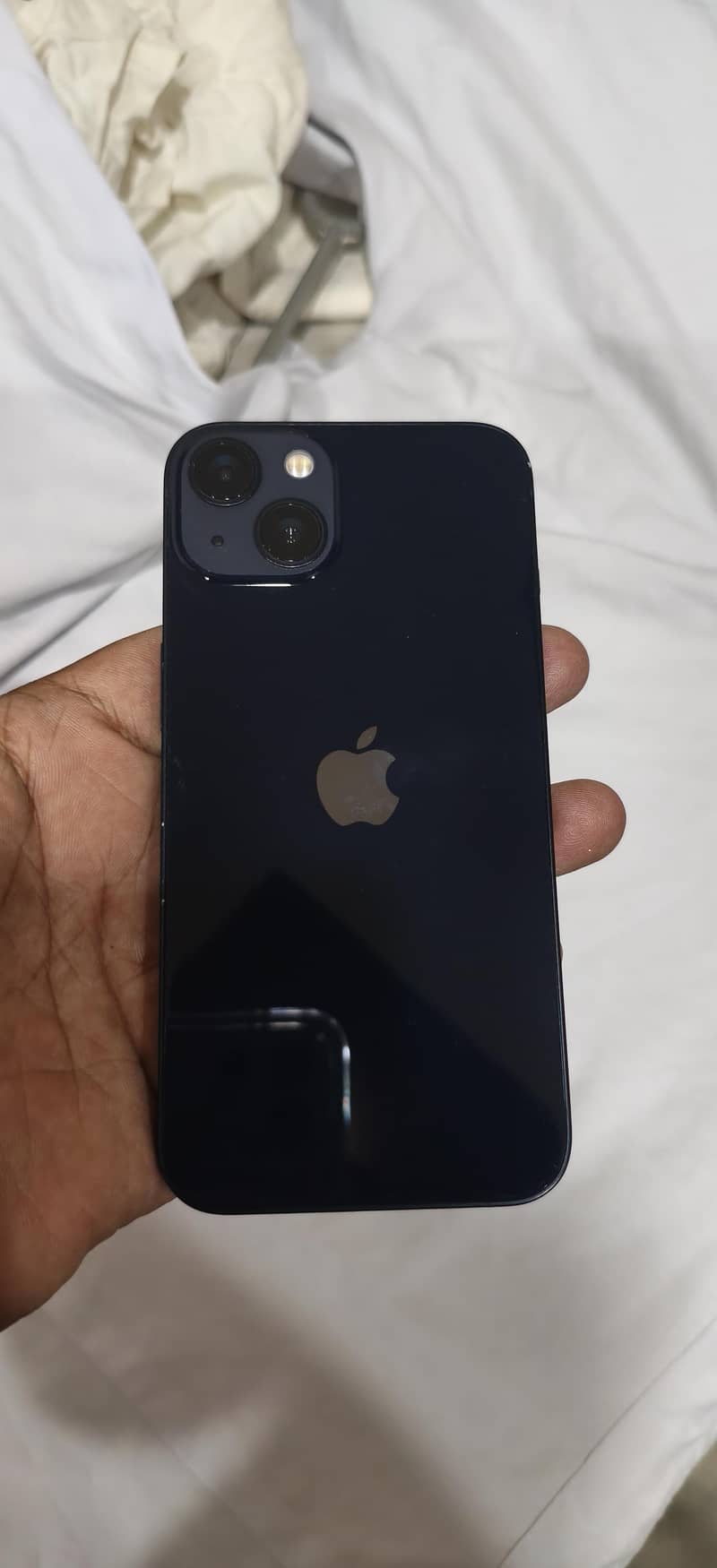 Apple iPhone 13 1