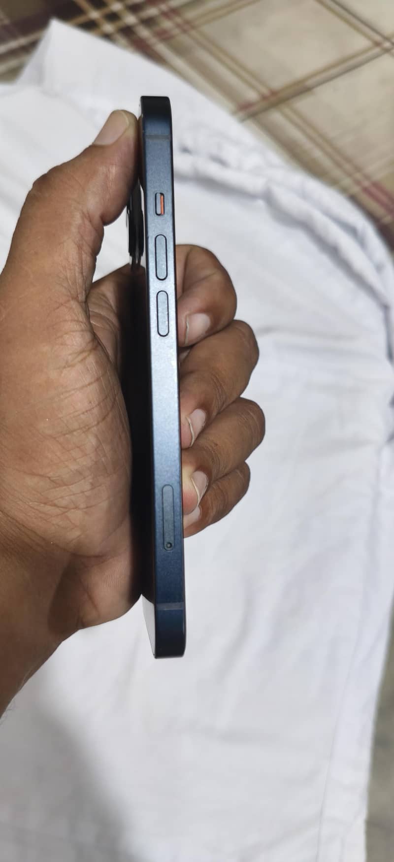Apple iPhone 13 3