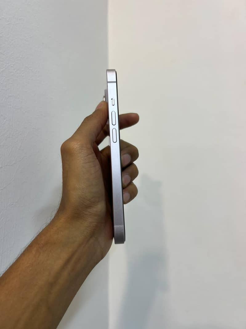 Apple iPhone 14 1