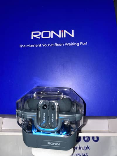 Ronin Warrior R-7105 Gaming Earbuds – Complete Box & Untouched