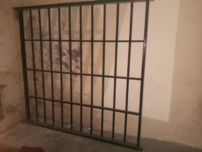 Iron bed set