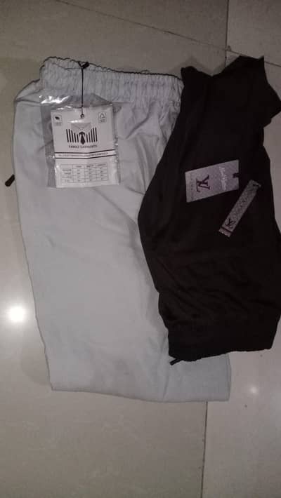 Tarozer and shirts 