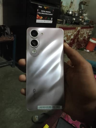 Vivo Y04
