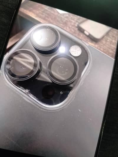 Apple iPhone 16 Pro