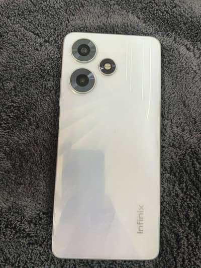 Infinix Hot 30