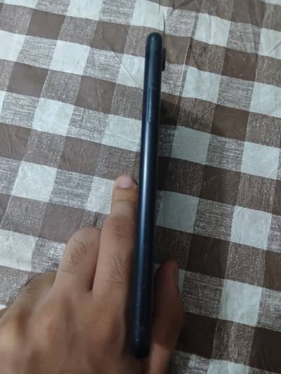 Apple iPhone XR