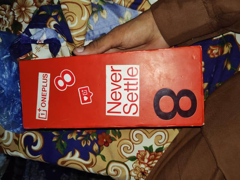 One Plus 8 Pro 0