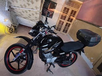 Yamaha 125G Tour Bike