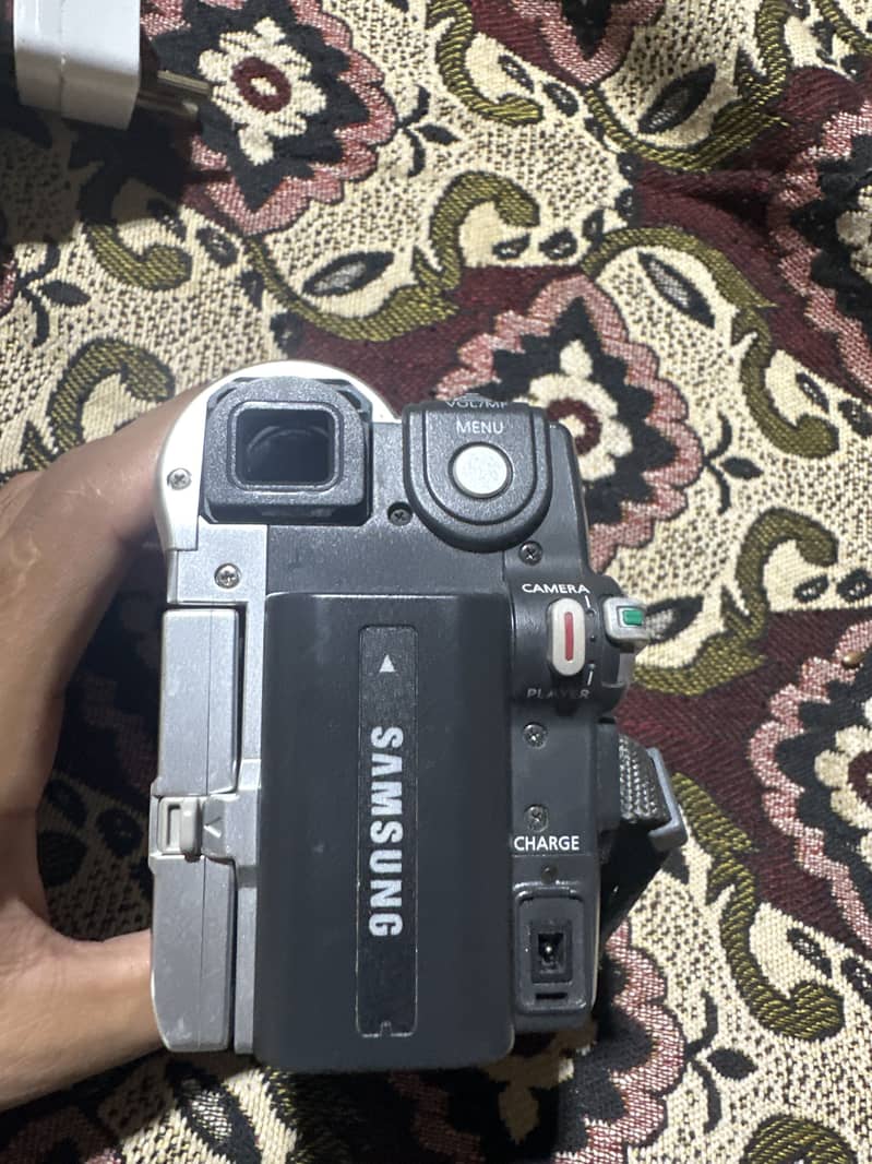 Samsung digital camera 1