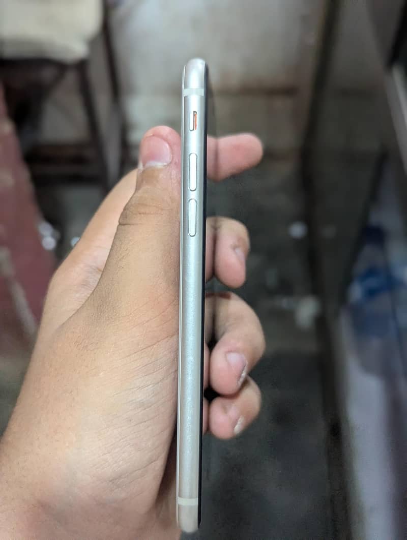 Apple iPhone SE TH3 3