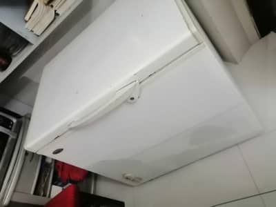 waves deep freezer