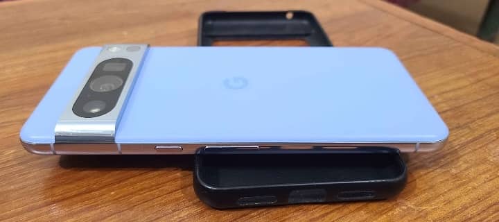 Google Pixel 8 Pro 0