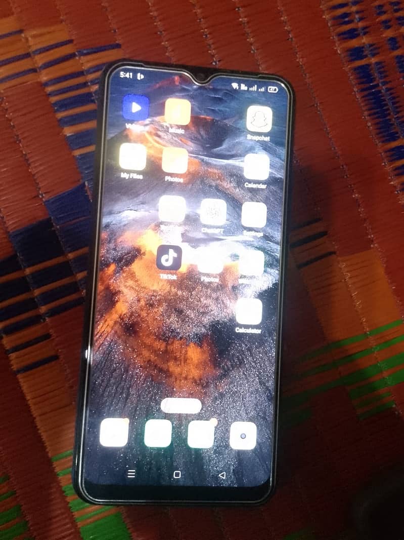 OPPO A16e 1