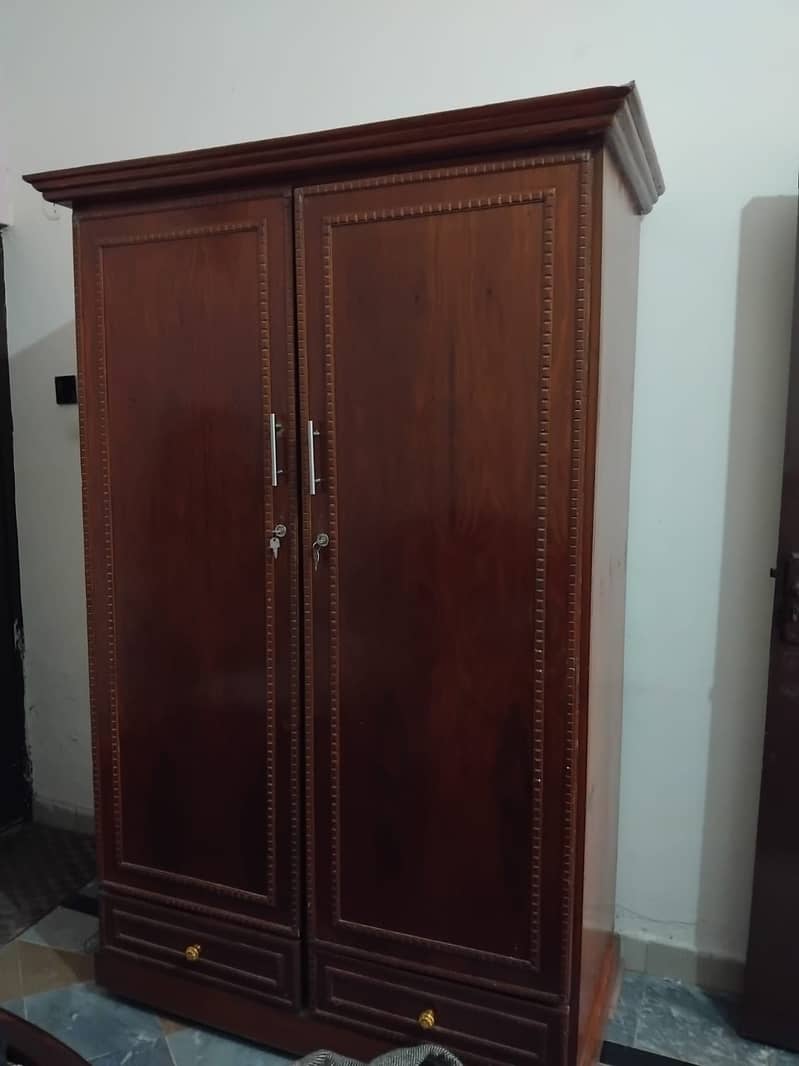 WARDROBES 1