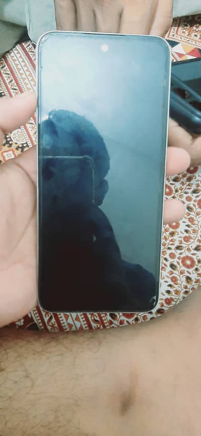 Side finger /rear camera 8M/front camera 8M/ android version 15