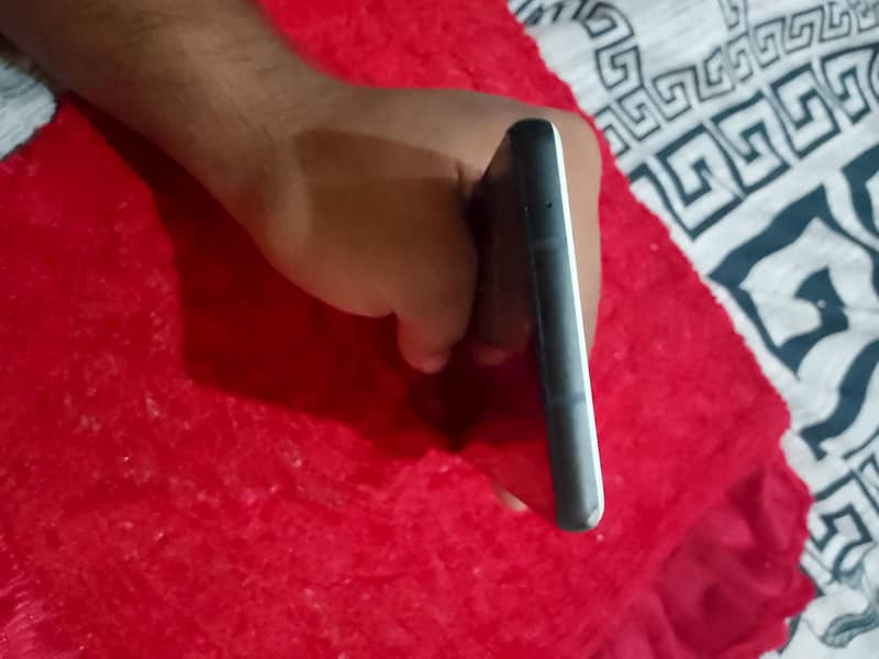 Google Pixel 6a 5