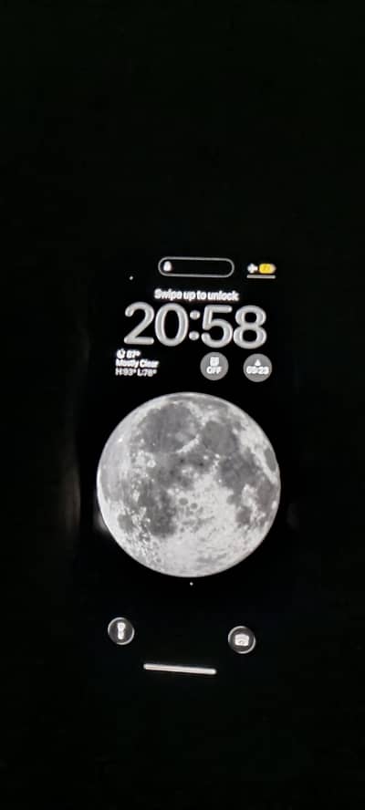 Apple iPhone 16 Pro Max