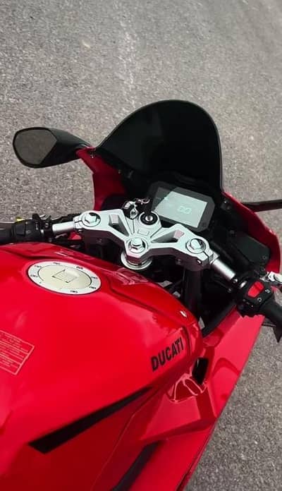 dugati Panigale v4s