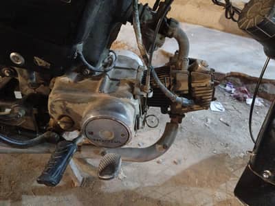 Honda 70 model 2017 hai All ok hai