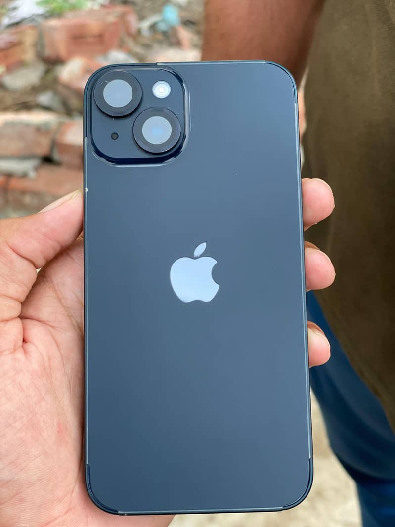 Apple iPhone 14 3