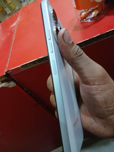 Tecno CAMON 40