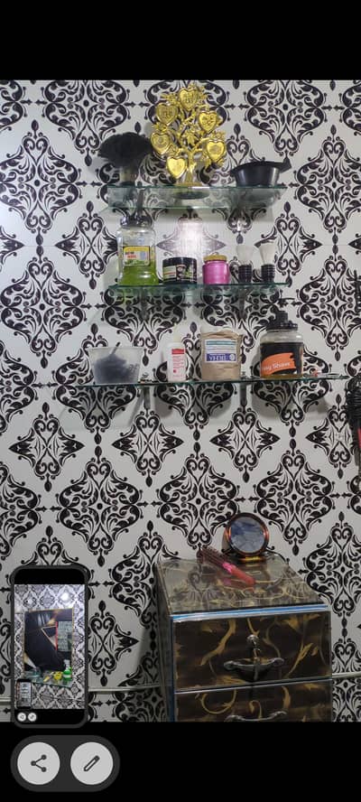 saloon shop