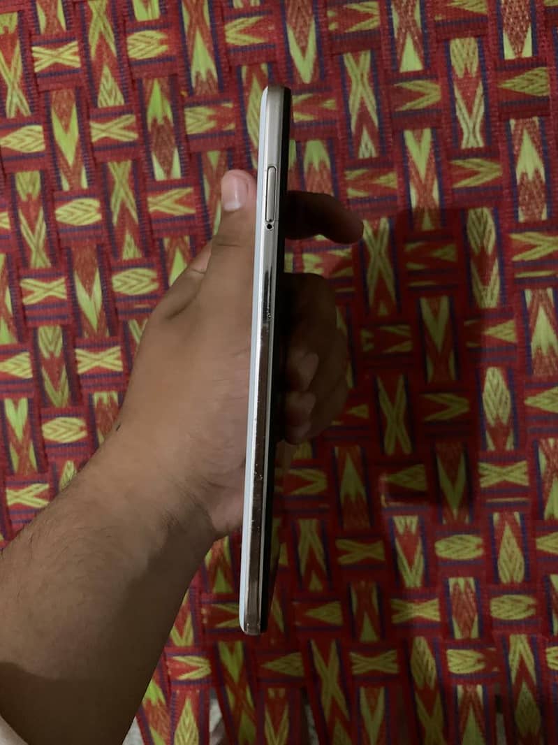Tecno Camon 18P 4
