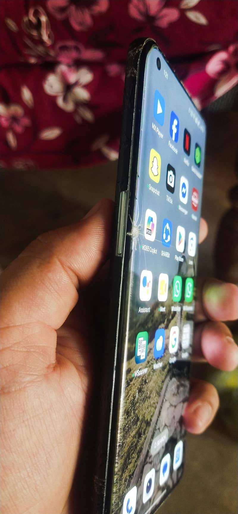 One Plus 10 Pro 1
