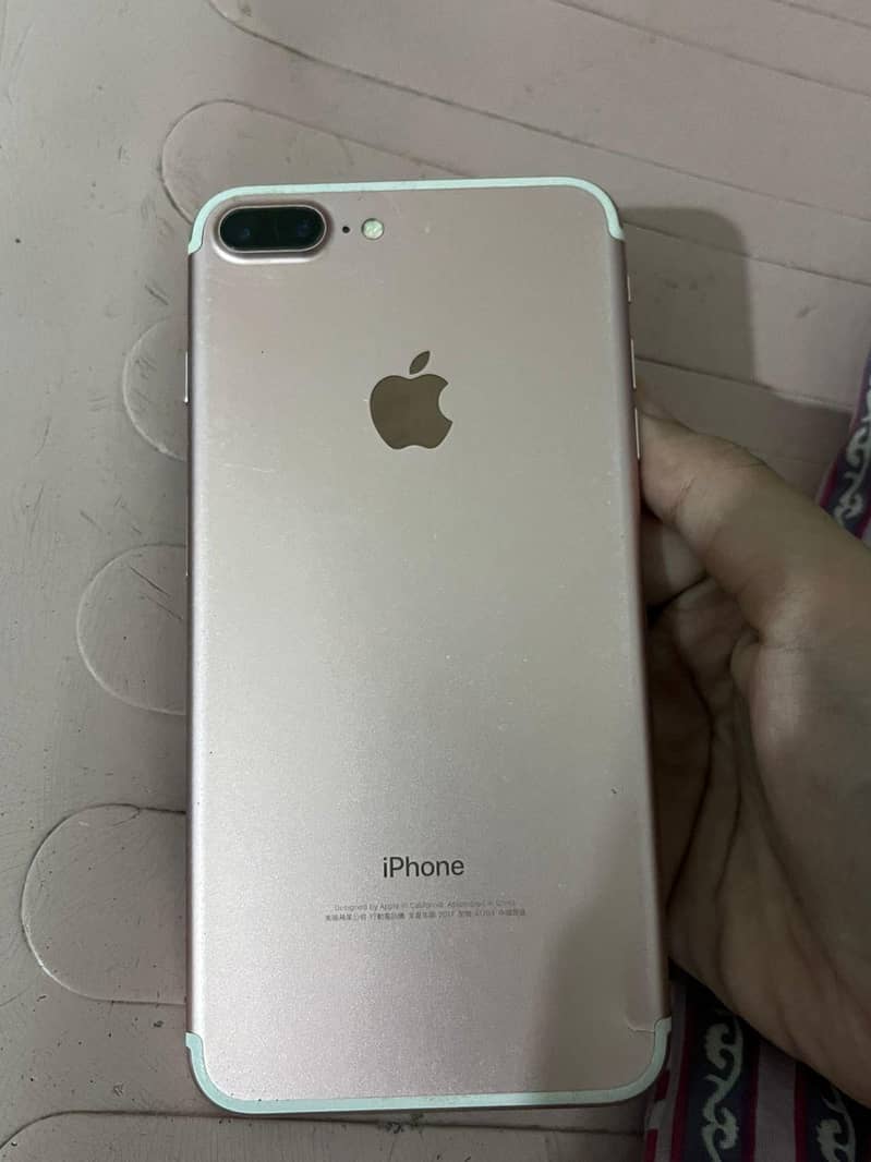 Apple iPhone 7 Plus 1