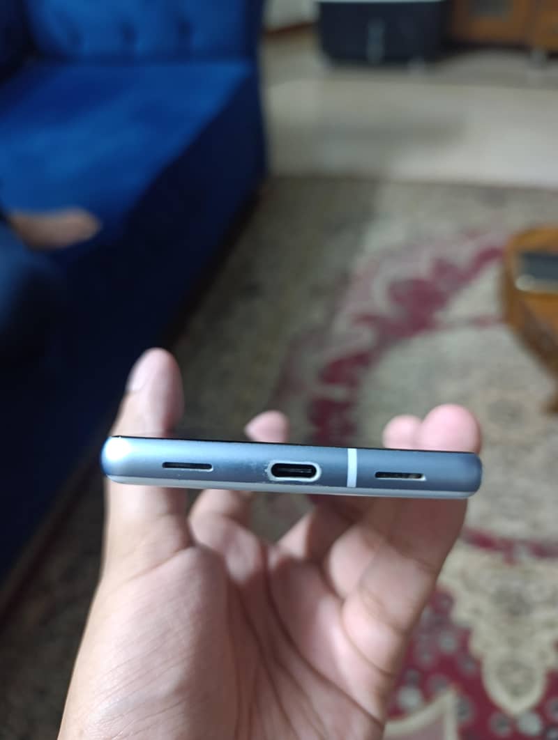 Google Pixel 7a 5