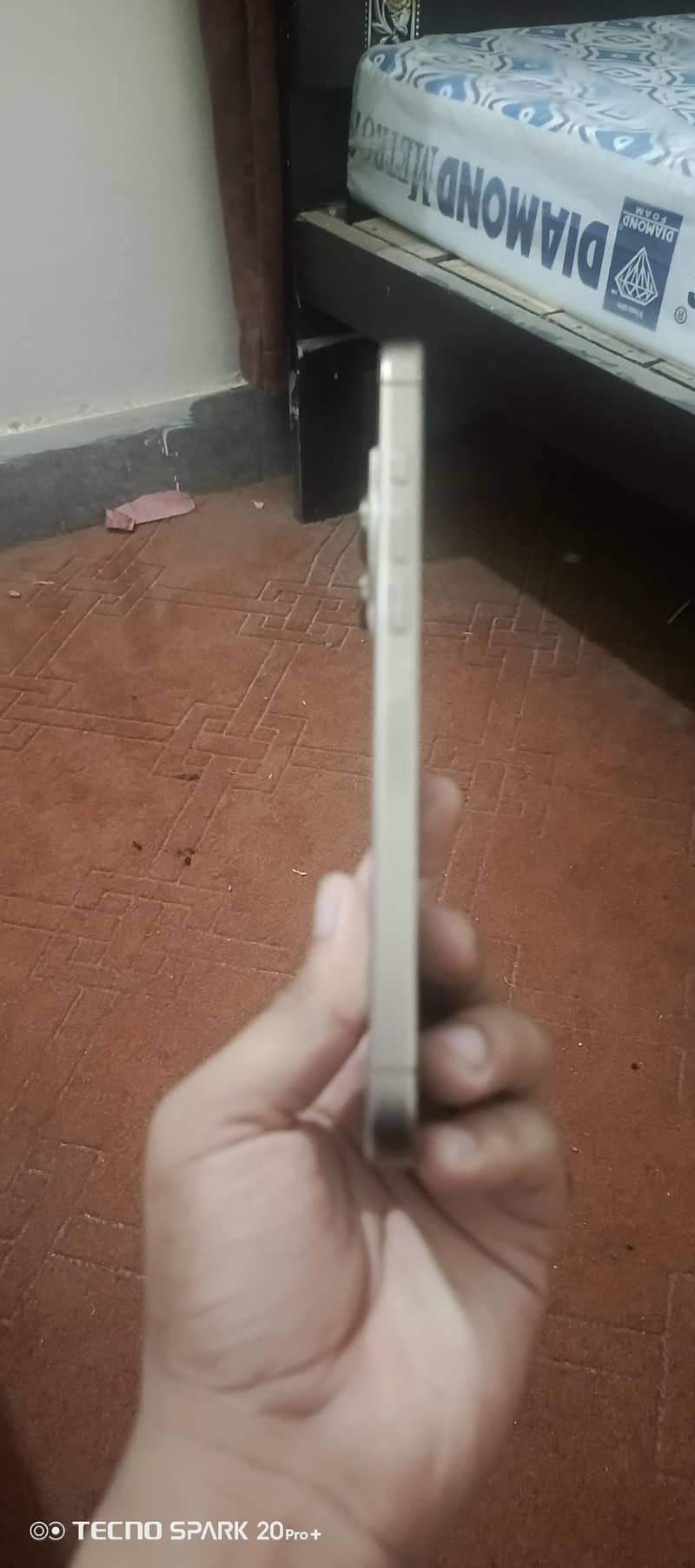 iPhone 16 Pro Max 3